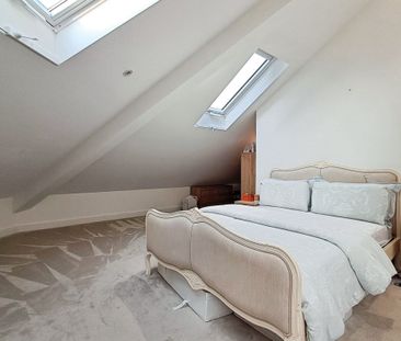 New Road, Brentwood - Photo 2