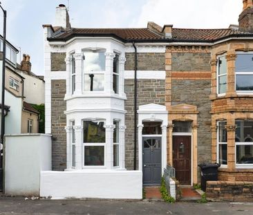 2 bedroom end of terrace house to rent - Photo 3