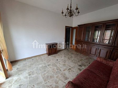Trilocale corso Europa, Borgo Piave, Corso Europa, Zona Ferrero, Alba - Photo 2