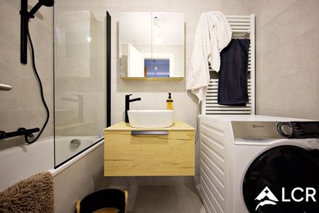 2,5 pièces avec une magnifique vue - Piscine intérieure - Photo 4