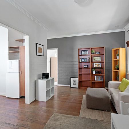 Fully furnished apartment in great location! - Photo 3