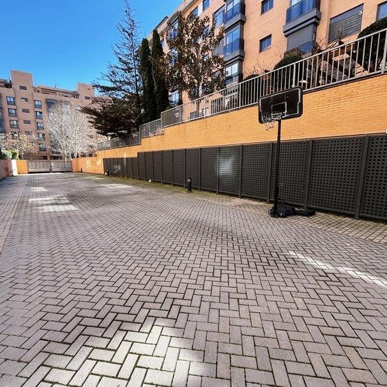 Piso de alquiler en Calle de Pirra, Rejas - Photo 1