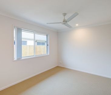 Brand-New Family Home in Park Lane Reserve! - Photo 3