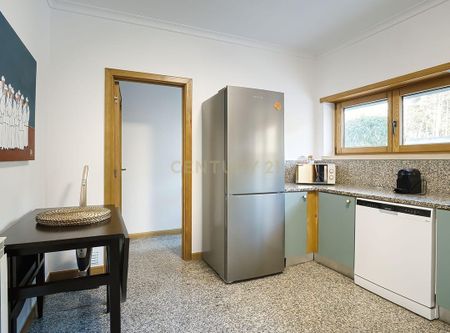 Nazaré, Leiria - Photo 2