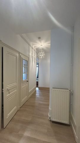 APPARTEMENT T2 A LOUER - LYON 7EME ARRONDISSEMENT - 72.17 m2 - 1 180 € charges comprises par mois - Photo 5