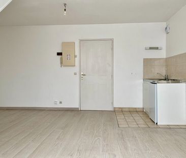 Location Appartement 1 pièce 23m² - Photo 6