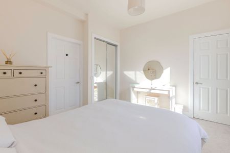 Flat 6, 22 Hamilton Place - Photo 3