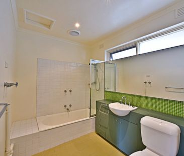 7/6 Ripon Grove, Elsternwick, VIC, 3185 - Photo 5