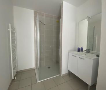 location Appartement T2 DE 41.46m² À AMIENS - Photo 2