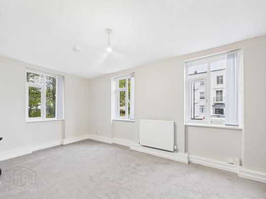 428 Merville Garden Village, Newtownabbey, BT37 9TX - Photo 1