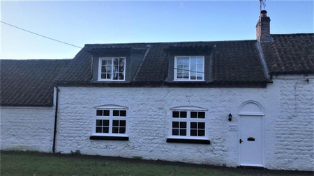 2 bedroom semi-detached house to rent - Photo 4