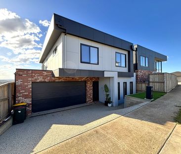 Beautiful home in great location - Photo 4