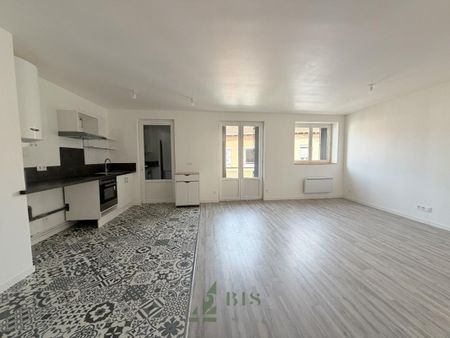 Location Appartement 3 pièces 66m² ROANNE 42300 - Photo 3