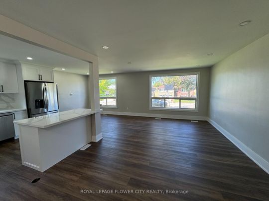 For Lease - 221 Acton Avenue, Toronto, Ontario - Photo 1