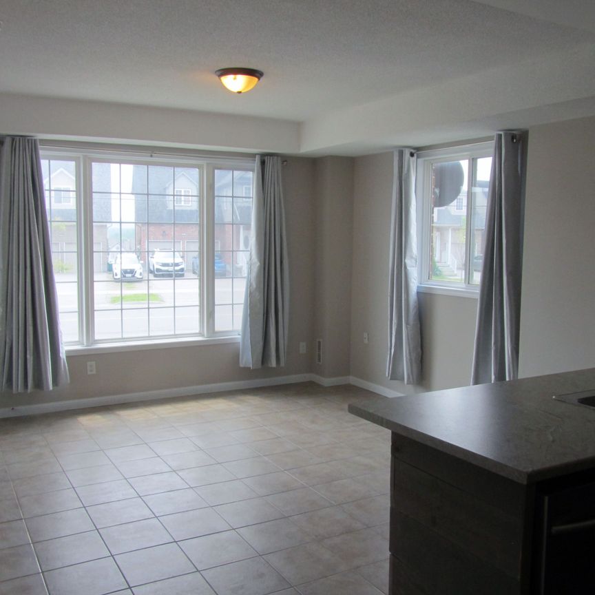 For Lease - 342 Edgehill Drive Unit# Unit B, Barrie, Ontario - Photo 1