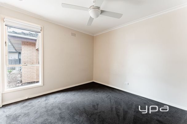 10/9-11 Milone Court, Werribee - Photo 1