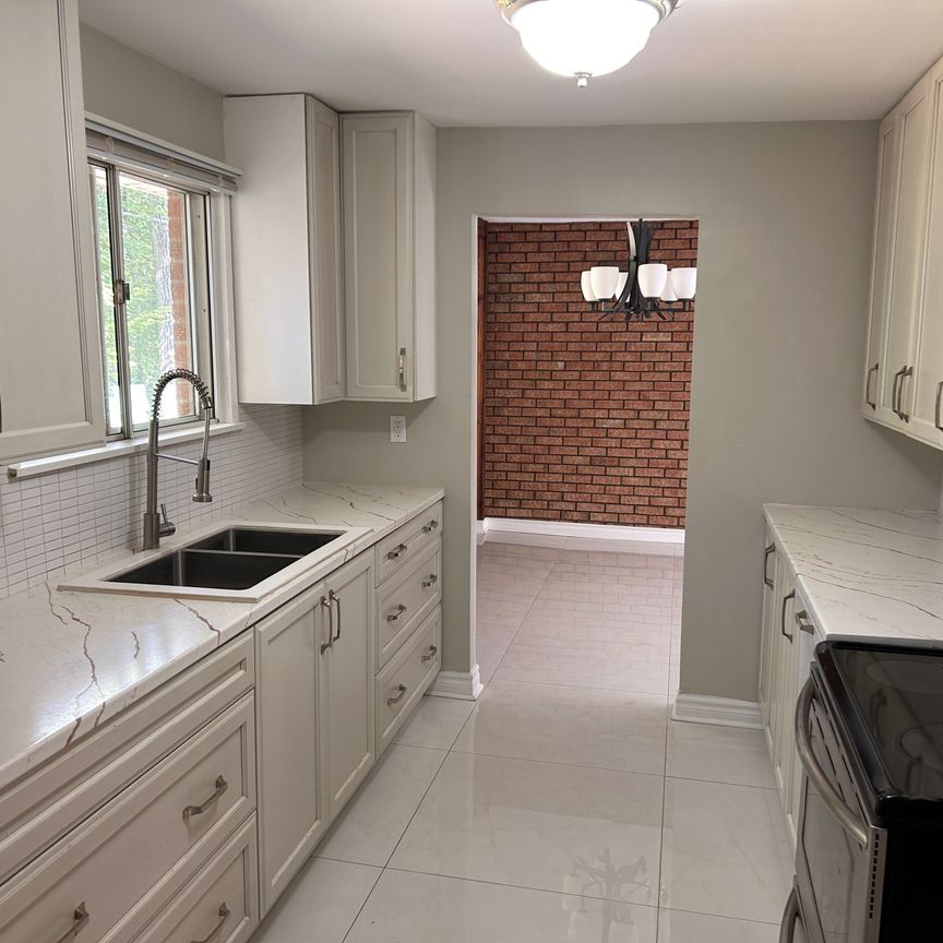 For Lease - 97 Forest Circle, Tiny, Ontario - Photo 1