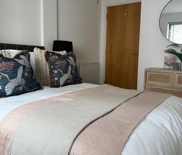 2 Bed Flat, Norfolk Heights, BS2 - Photo 6