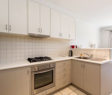 1/41 Davies Street, Brunswick - Photo 1