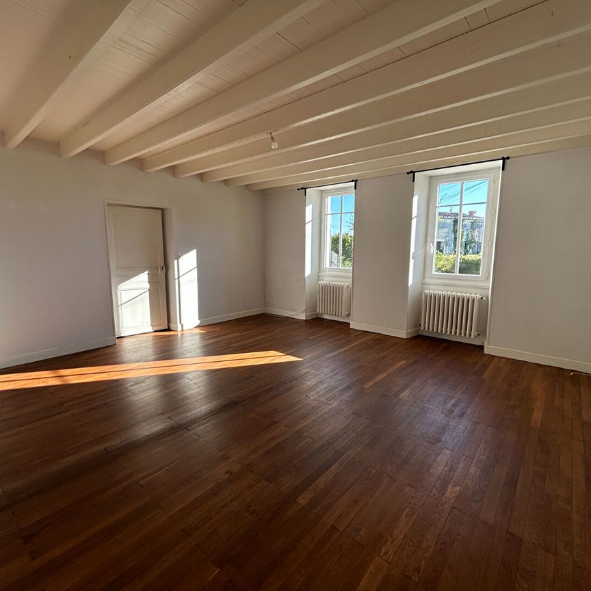 Location maison 5 pièces, 127.09m², Brie-sous-Archiac - Photo 1