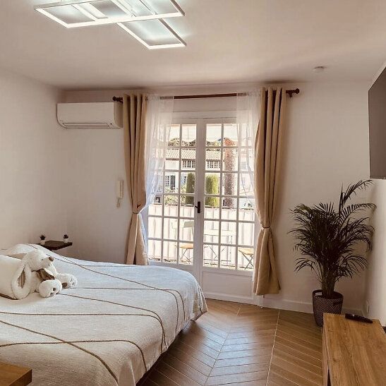 STUDIO refait à neuf de 26m² - Piscine - Tennis - Parking - Photo 1