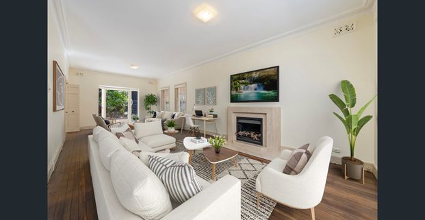 Charming Home in the Heart of Kirribilli - Photo 1
