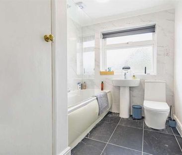 Hillcrest Way, Epping, CM16 - Photo 6