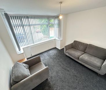 Park Range, Manchester, M14 - Photo 1