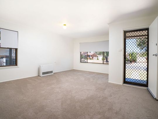 Refurbished 4 Bedroom House - Photo 1