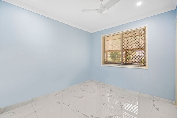 For Lease: Charming Family Home in Peaceful Edens Landing with Solar Panel Installed! - Photo 1