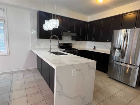 For Lease - 1 Janes Crescent, New Tecumseth, Ontario - Photo 5