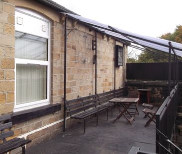 1 bed House Share - To Let - Photo 2