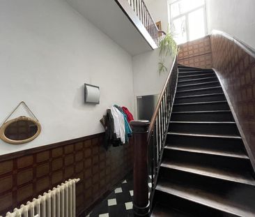 OORDEGEM - Charmant appartement met koer vlakbij het centrum - Photo 1