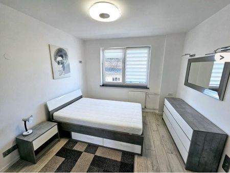 Komfortowe 2 pokoje w centrum Polic - Zdjęcie 3