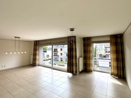 Appartement op centrale ligging te Sint-Andries - Photo 3