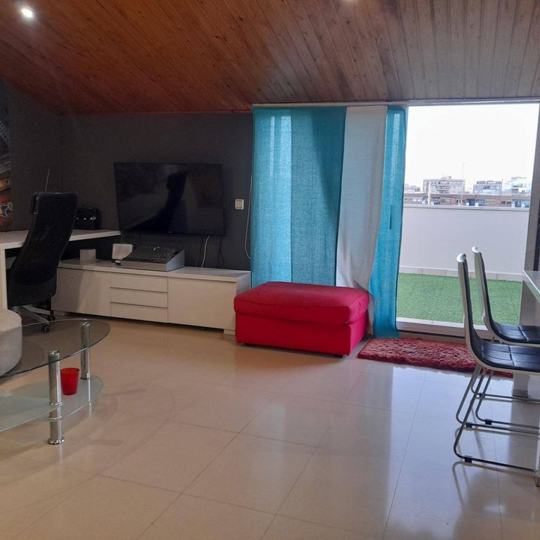 5 room luxury House for rent in Premià de Mar, Spain - Foto 1