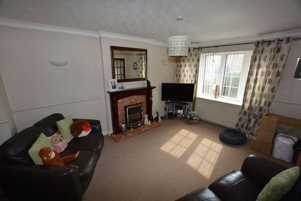 3 bedroom detached house to rent - Photo 1