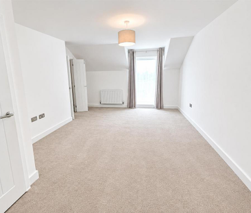 4 bedroom semi-detached house to rent - Photo 4