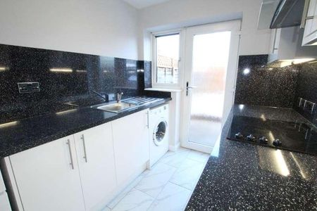 Riverleys, Cheltenham, GL51 - Photo 3