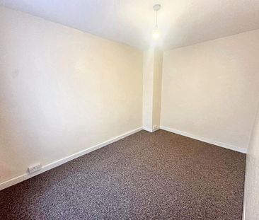 2 bedroom property to rent - Photo 4