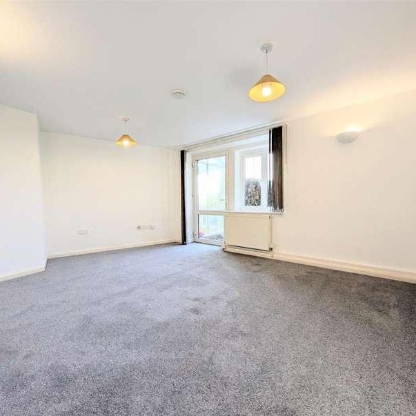 Stratfield Road, Slough, SL1 - Photo 1