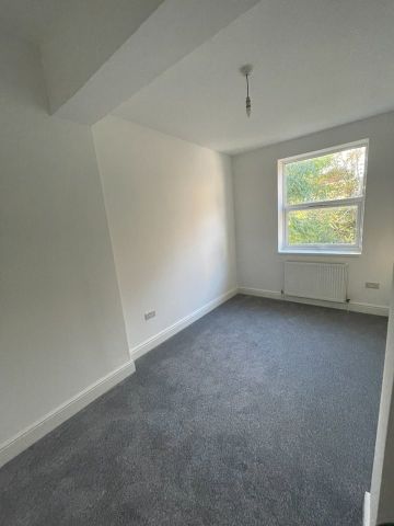 2 Bed Flat, Oakfield Road, CR0 - Photo 2