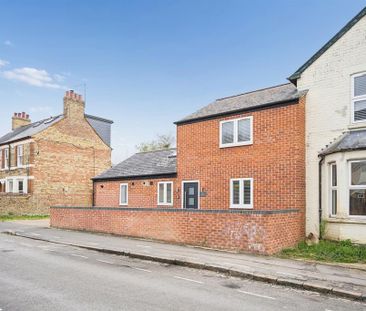 6 bedroom semi-detached house to rent - Photo 4