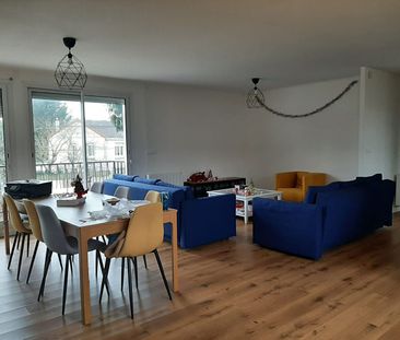 CHAMBRE EN COLOCATION - Location Appartement nantes : 157 m2 - Photo 4