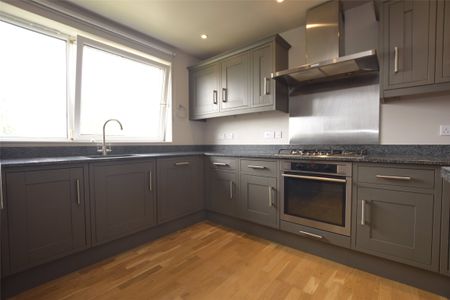 Queens Road, Cheltenham, Gloucestershire, GL50 - Photo 3