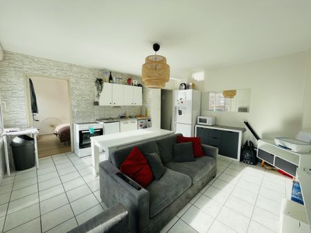 Appartement T2 - St Anne - Place de Parking - Photo 3