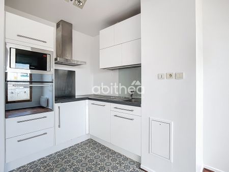 Location Appartement 3 pièces 71m² CHOISY LE ROI 94600 - Photo 3