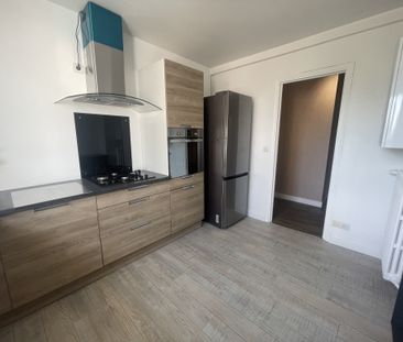 Location Appartement 2 pièces 70m² TOURS 37000 - Photo 4