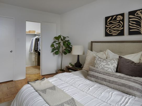 Hampton House North - Photo 1