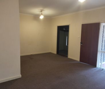 CLOSE TO THE HEART OF MORLEY - Photo 4